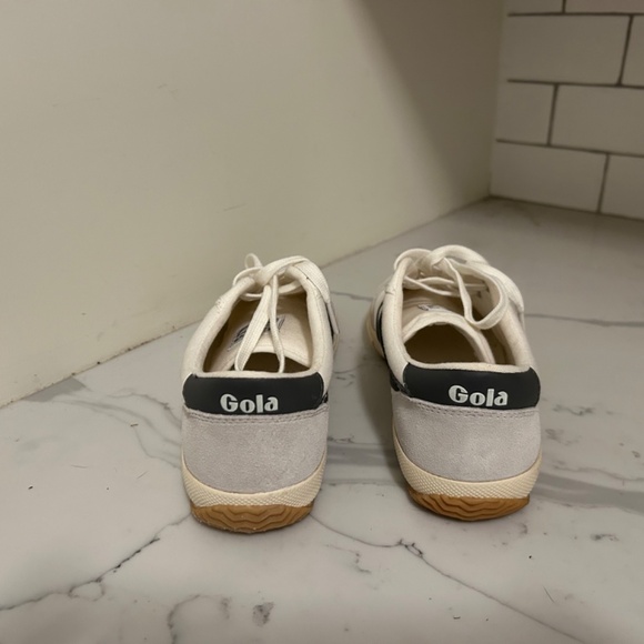 GOLA BADMINTON SNEAKERS WHITE  GREY WOMEN EU 41  USA 8 - FITS LIKE 9 - Picture 11 of 12